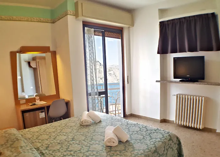 Eden 3* Brenzone sul Garda