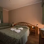 Eden 3*