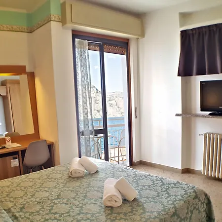 Eden 3* Brenzone sul Garda