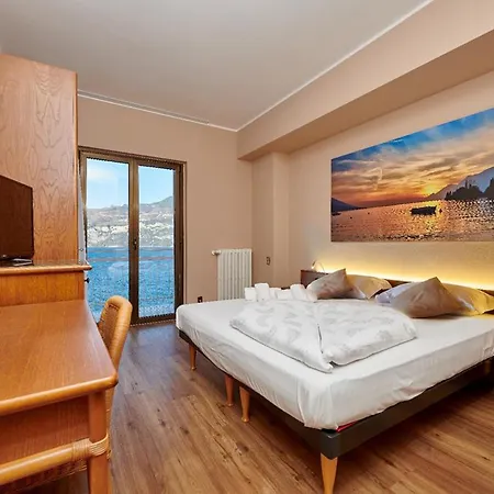 Eden 3* Brenzone sul Garda