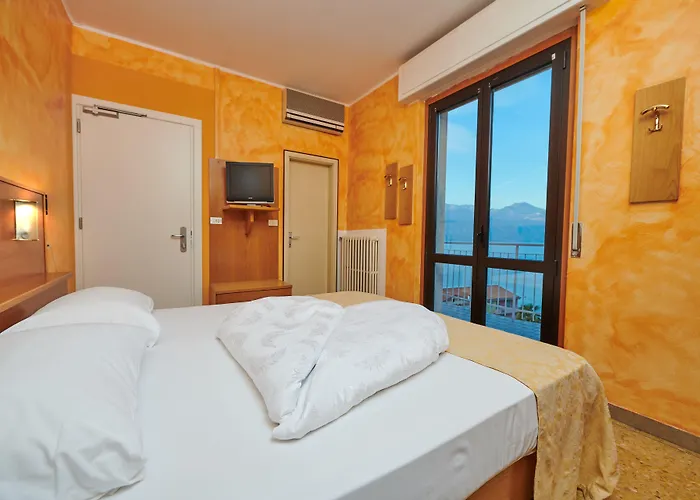 Eden 3* Brenzone sul Garda
