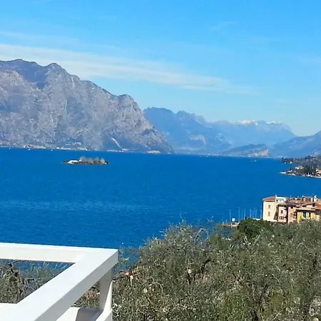 Eden Hotell 3*